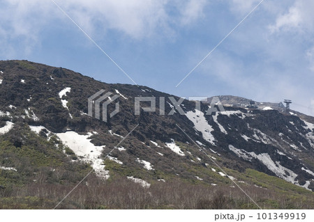 山麓から眺める那須岳の全容 山麓から眺める那須岳の全容 101349919