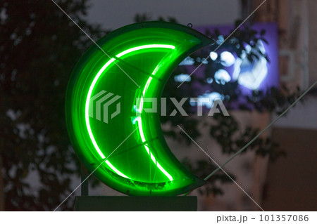 Pharmacy crescent - Neon light Pharmacy crescent - Neon light 101357086