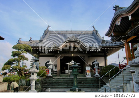 井戸寺・第17番札所(徳島県・四国遍路) 井戸寺・第17番札所(徳島県・四国遍路) 101357772