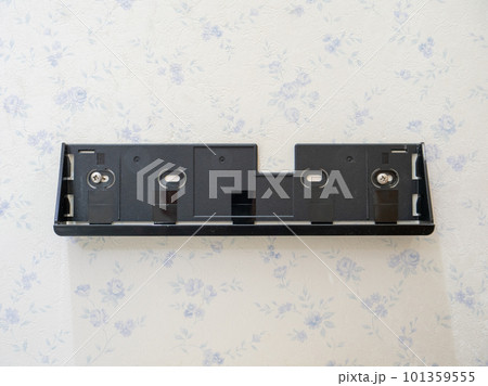 温水洗浄便座（ウォシュレット）のリモコン電池交換 101359555