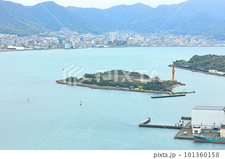 海峡ゆめタワーから見た船島(巌流島) 海峡ゆめタワーから見た船島(巌流島) 101360158