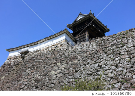 高知城黒鉄門下の石垣 高知城黒鉄門下の石垣 101360780