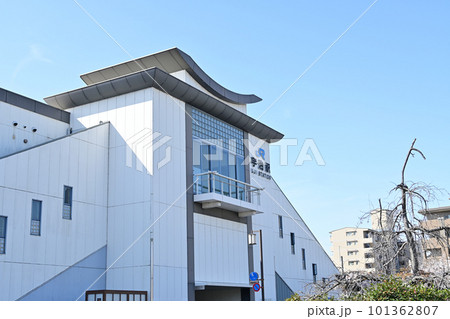 奈良線・宇治駅の北口(東側) 奈良線・宇治駅の北口(東側) 101362807