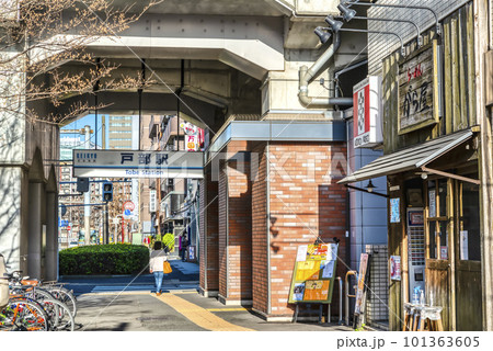横浜の都市風景　戸部駅 101363605