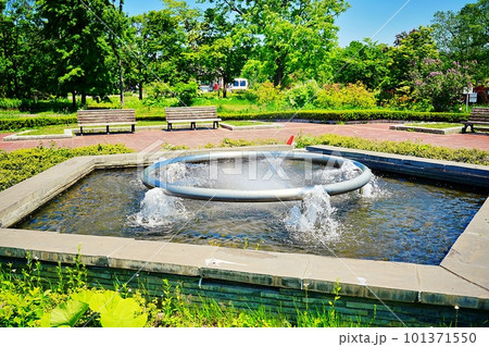 百合が原公園の噴水 (北海道札幌市北区) 百合が原公園の噴水 (北海道札幌市北区) 101371550