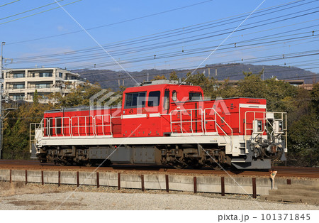 西宮付近を回送されるDD200 101371845