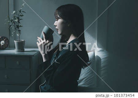 The bedroom. 101373454