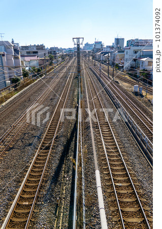 線路のある風景 千葉県松戸市の街風景の写真素材 [101374092] - PIXTA