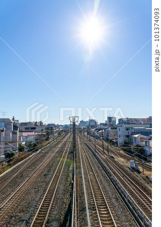 線路のある風景 千葉県松戸市の街風景の写真素材 [101374093] - PIXTA