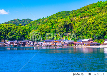 海の京都 伊根の舟屋の風景 101378524