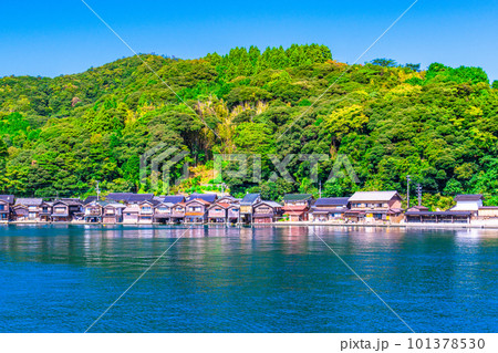 海の京都 伊根の舟屋の風景 海の京都 伊根の舟屋の風景 101378530