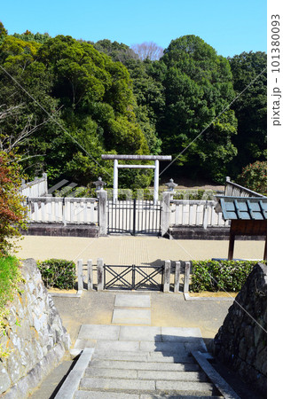 梅山古墳 101380093