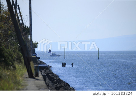 大牟田市　三池港　帰港する漁船、 101383824