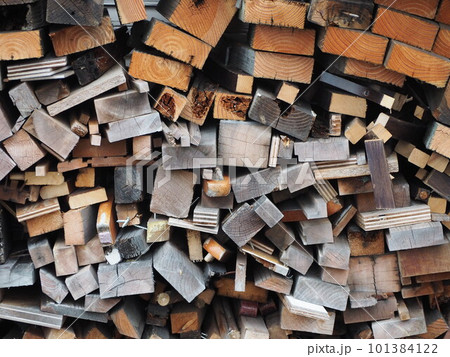 積み上げられた薪④ 積み上げられた薪④ 101384122