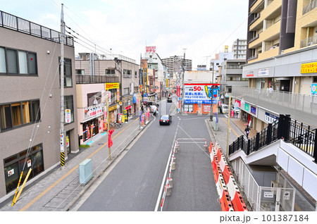 東松山駅　東口の風景　埼玉県東松山市　東武東上線 101387184
