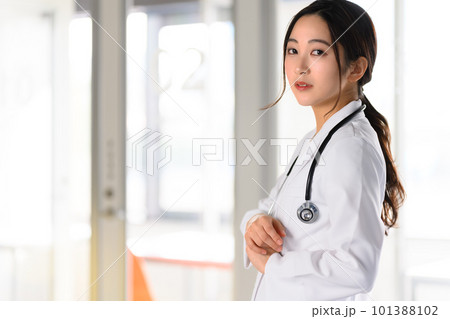 女性医師 女性医師 101388102