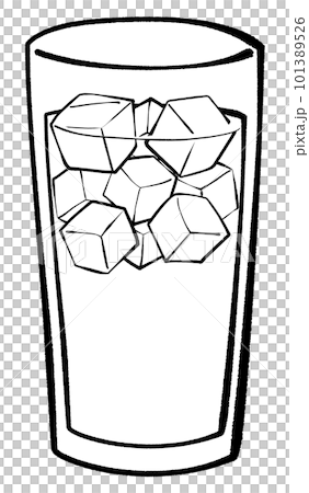 白黒　コップに入った冷たい液体 101389526