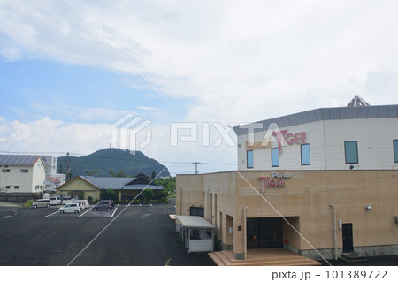 JR九州、指宿枕崎線の鹿児島中央駅から指宿駅間の風景(2022年夏) JR九州、指宿枕崎線の鹿児島中央駅から指宿駅間の風景(2022年夏) 101389722