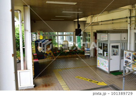 JR九州、指宿枕崎線の鹿児島中央駅から指宿駅間の風景(2022年夏) 101389729