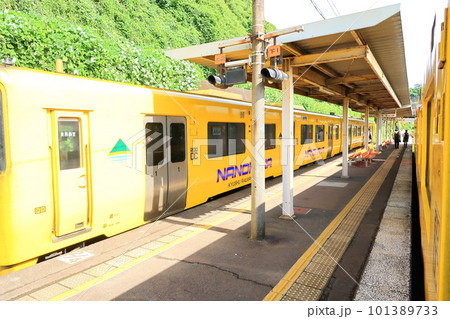 JR九州、指宿枕崎線の鹿児島中央駅から指宿駅間の風景(2022年夏) JR九州、指宿枕崎線の鹿児島中央駅から指宿駅間の風景(2022年夏) 101389733