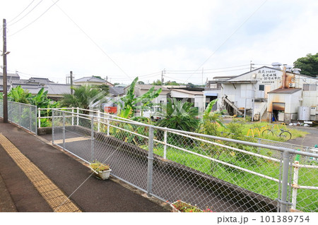 JR九州、指宿枕崎線の鹿児島中央駅から指宿駅間の風景(2022年夏) JR九州、指宿枕崎線の鹿児島中央駅から指宿駅間の風景(2022年夏) 101389754