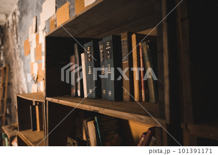 古い部屋 101391171