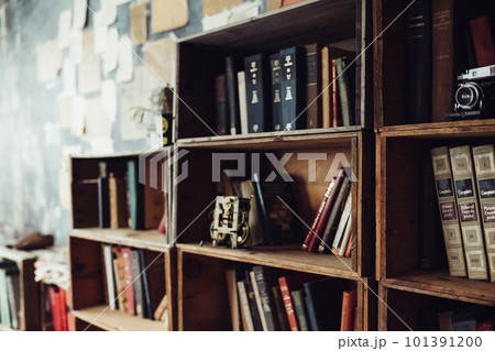 古い部屋 101391200