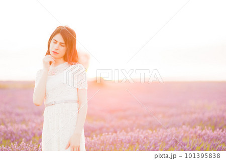 transgender woman enjoy the lavender camps from Brihuega Guadalajara. lifestuyle Auttunmal colors 101395838