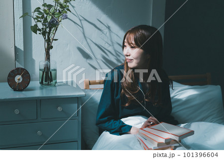 The bedroom. The bedroom. 101396604