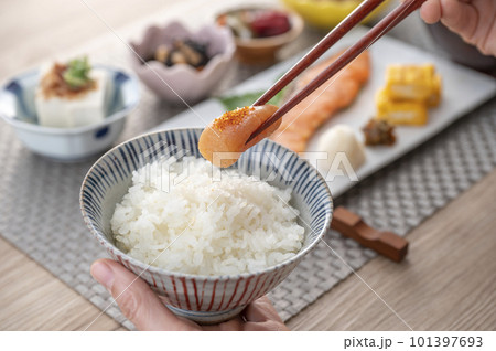 美味しそうな和風朝食 健康的な朝食 美味しそうな和風朝食 健康的な朝食 101397693