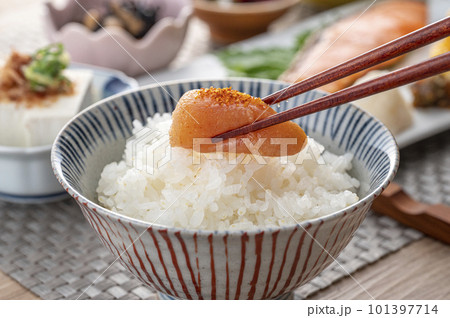 美味しそうな和風朝食　健康的な朝食 101397714