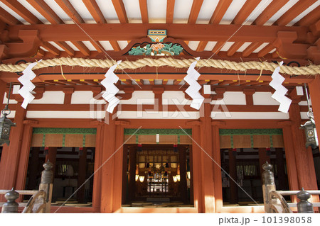 石上神宮 拝殿 石上神宮 拝殿 101398058