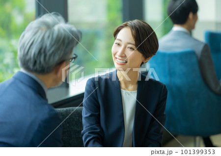 ビジネスシーン ビジネスシーン 101399353