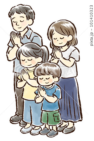 合掌する夏服の4人家族の手描きイラスト　お盆　お墓参り 101410323