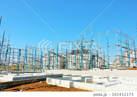 青空の建設現場 青空の建設現場 101412173