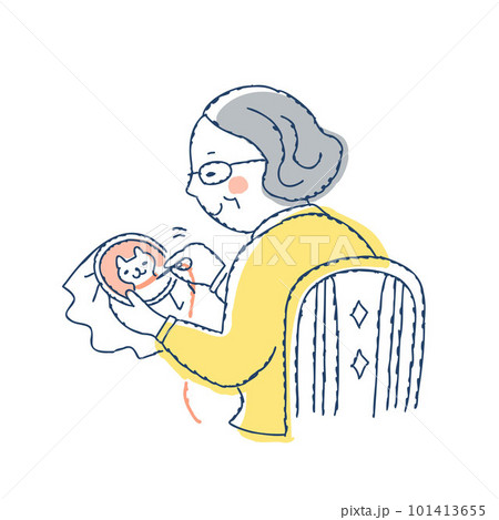 刺繍をしているシニア女性 101413655