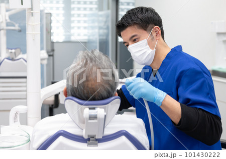 デンタル　歯医者　治療　 101430222