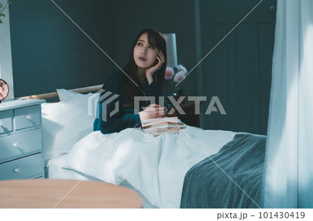 The bedroom. The bedroom. 101430419