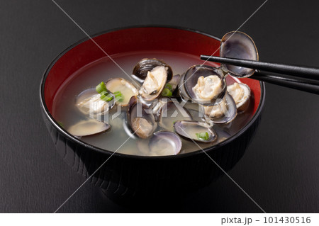 青森県産　十三湖　大和しじみの味噌汁 101430516