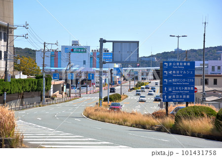 《三重県》鳥羽市風景　鳥羽駅前 101431758