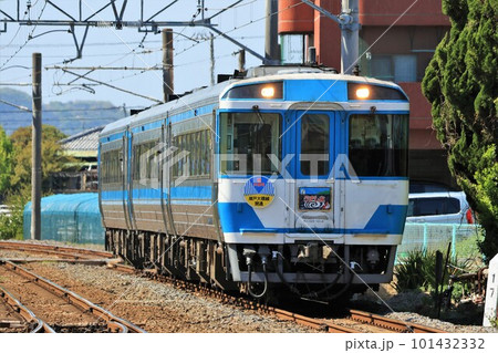 【JR四国】キハ185系「リバイバルうずしお」（予讃線：鴨川駅） 101432332