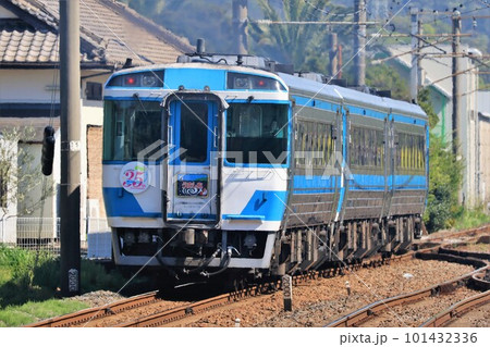 【JR四国】キハ185系「リバイバルうずしお」（予讃線：鴨川駅） 101432336