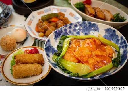 海老チリなどの中華料理 海老チリなどの中華料理 101435305