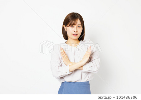 バッテンマークするOL 101436306