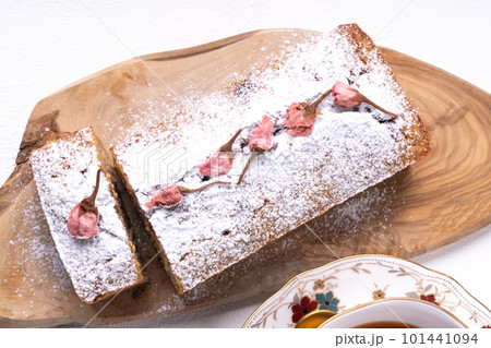 桜のパウンドケーキ 桜のパウンドケーキ 101441094