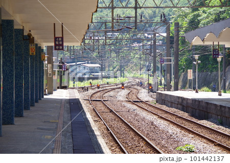 台湾の猫村　猴硐駅 101442137