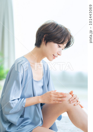 女性 ビューティー ライフスタイル リビング スキンケア 女性 ビューティー ライフスタイル リビング スキンケア 101443069