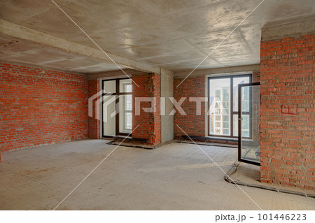 Repair and restoration of apartments. Red brick walls, concrete floors. Repair and restoration of apartments. Red brick walls, concrete floors. 101446223