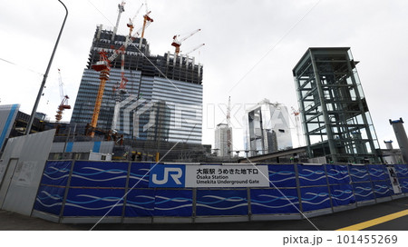 高層ビルの建設が進むJR大阪駅の北側、通称「うめきたエリア」（2023年4月撮影） 101455269
