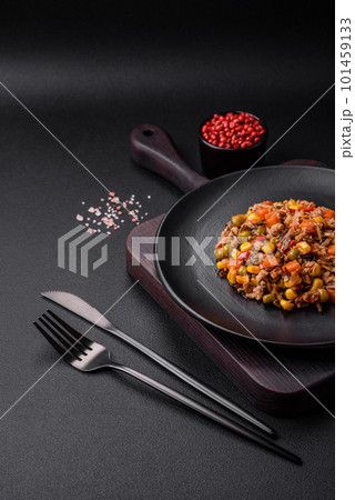 Delicious veggie salad with canned tuna and mexican vegetable mix 101459133